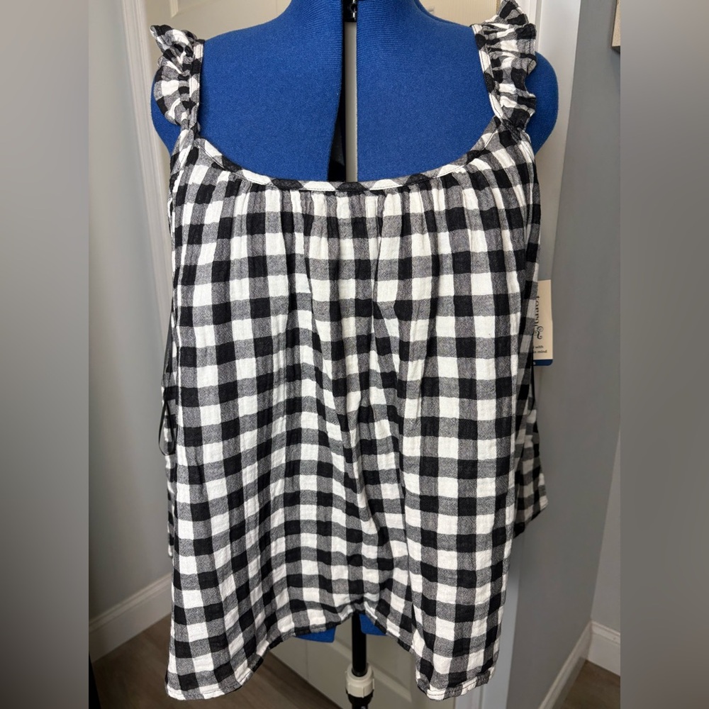 Terra & Sky Top OX or 2X Ruffle Strap Tank Black & White Check
Women's NEW K